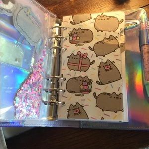 Holographic Pusheen Planner